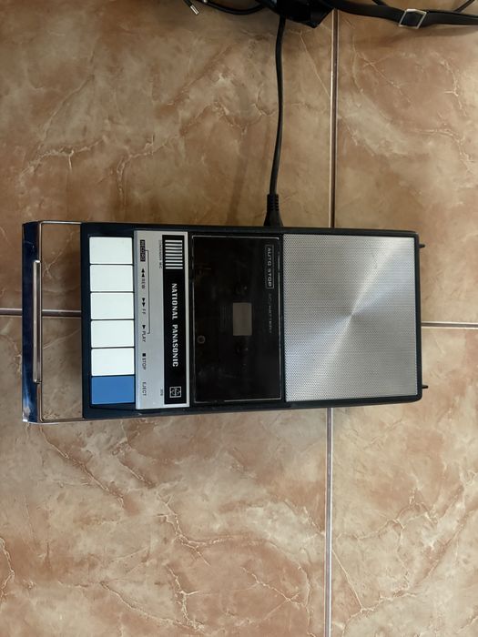 Castofon portabil National Panasonic RQ-309S anii 70
