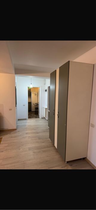 Inchiriez garsoniera