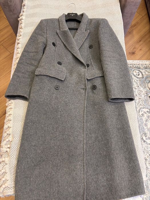 Продам пальто xs