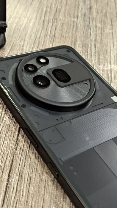 Nothing Phone 3A PRO / 256GB / 12 GB RAM