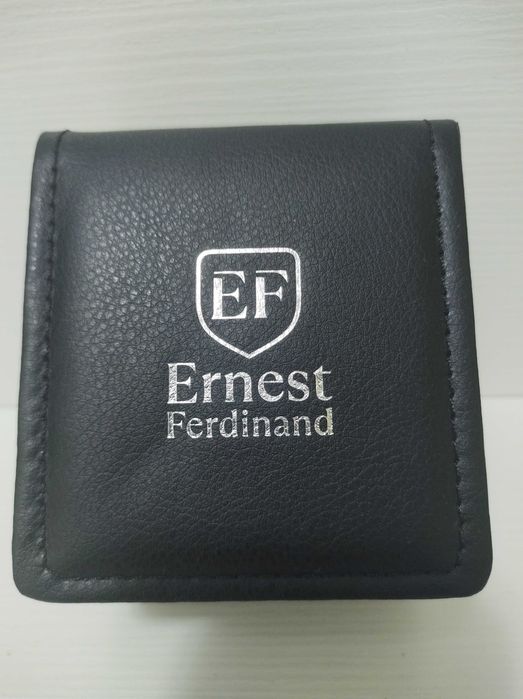 Часовник - Ernest Ferdinand - ръчен