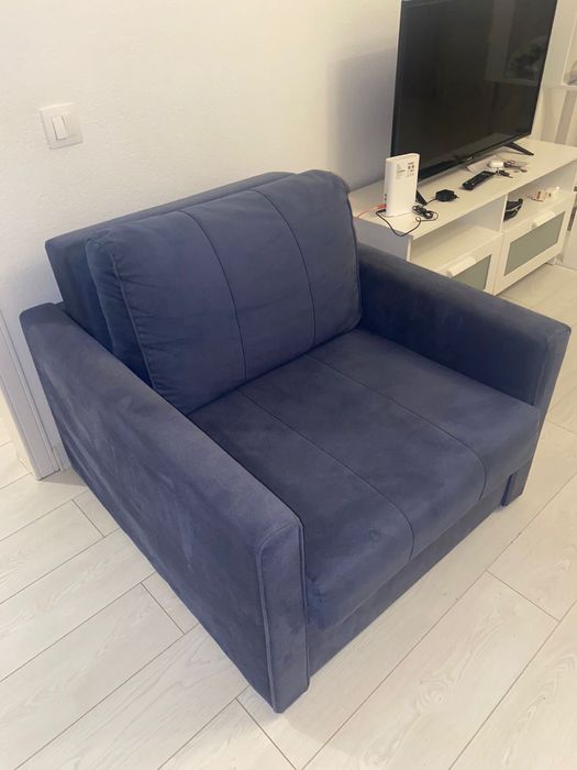 Продам удобное  кресло кровать