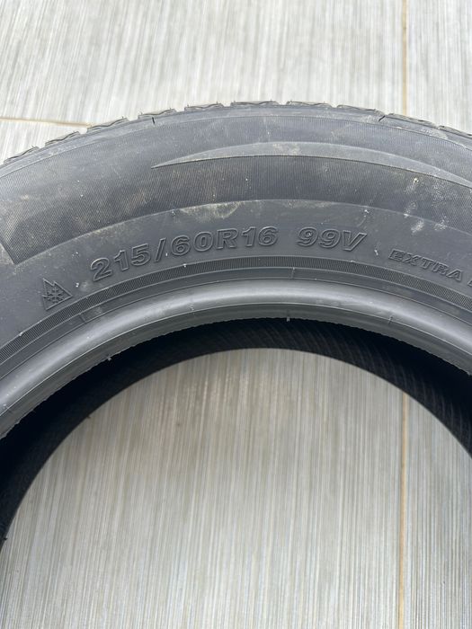 2 Anvelope noi 4 anotimpuri 215/60/16