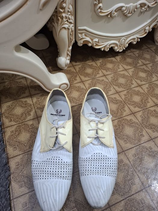 Мужская обувь. Размер 43