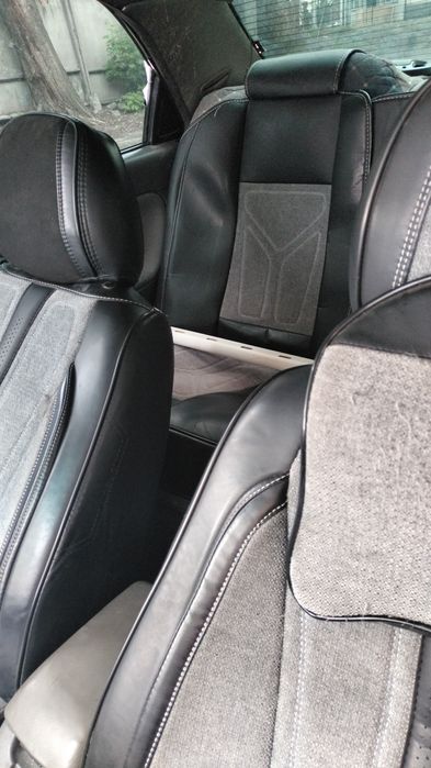 Продам чехлы кожа