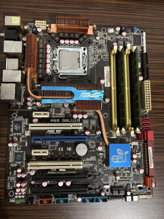 Placa de baza LGA775 Asus P5Q DELUXE