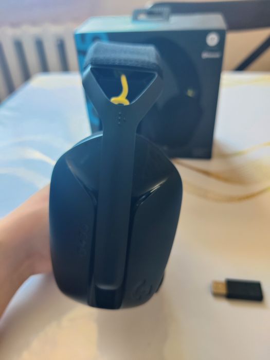 Наушники Logitech g435