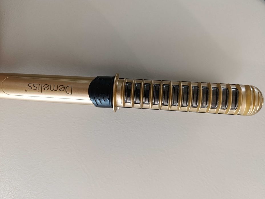 Преса за къдрене Demeliss