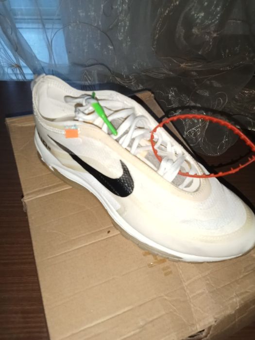 Новые оригинальные кроссовки