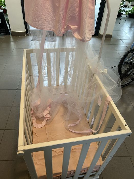 Patut bebe cu saltea si baldachin! DOAR PREDARE PERSONALA TG MURES