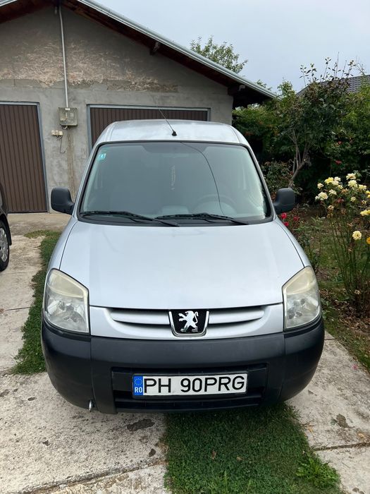 Vând Peugeot Partner