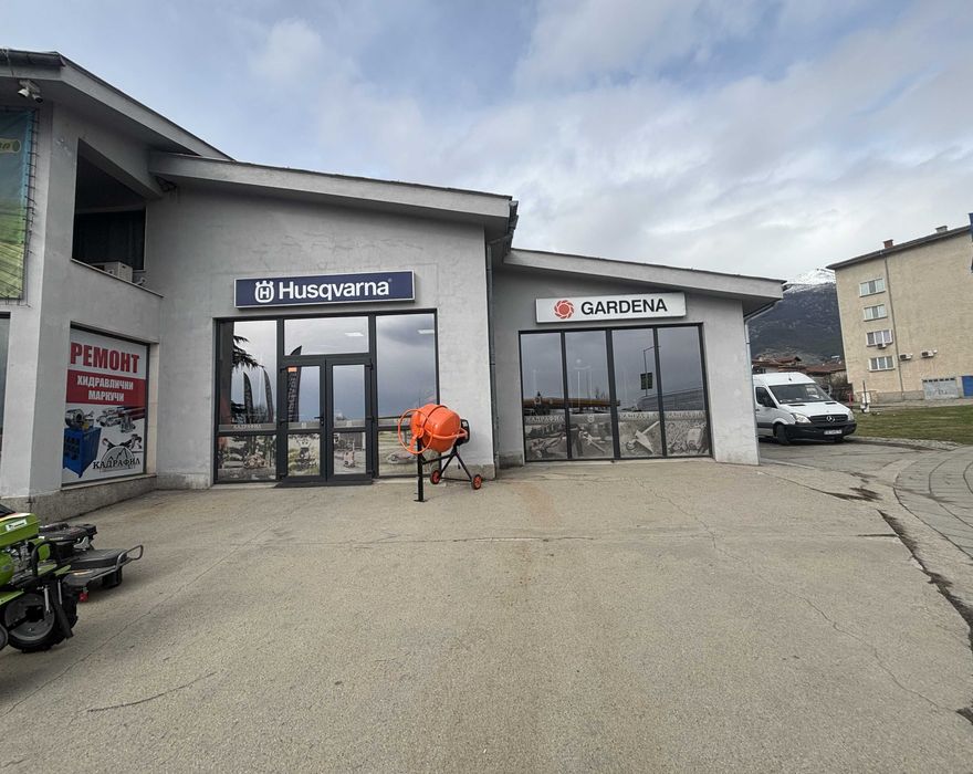 Дава се под наем Магазин в Карлово - 96 кв.м за 548.25 € - Снимка #3