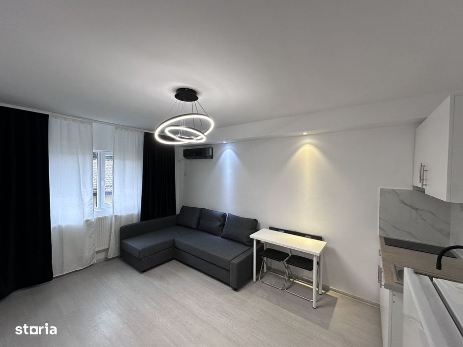 Garsoniera studio 3 minute Metrou 1 Decembrie