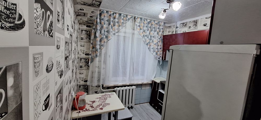 Продается 2-х ком на Бурова 37 /Хозяйка