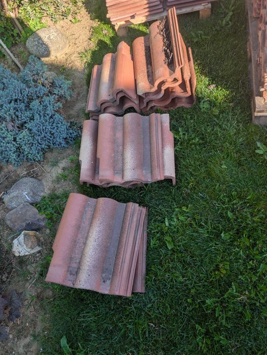 Schimb cu lemn de foc!: Tigla beton Mediterranean Bramac / Boly, utilizata 4 ani, stare foarte buna  400+ bucati (totul la pachet)
