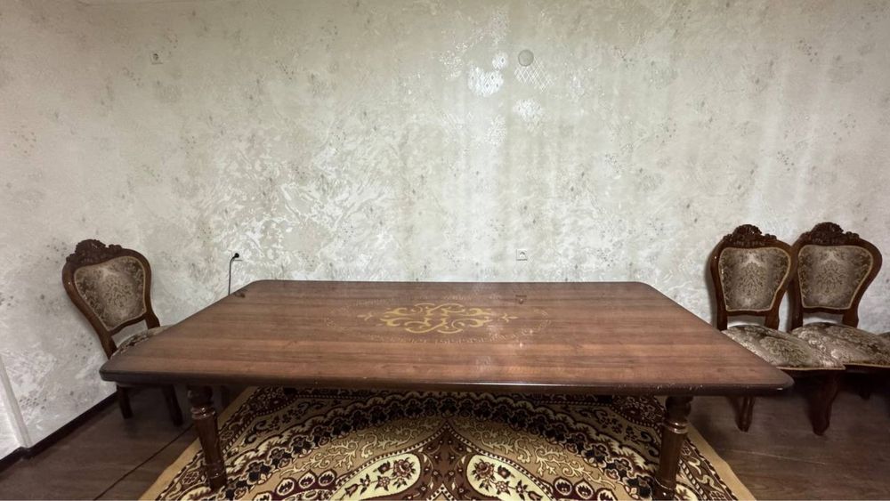 Srochna Stol stul sotiladi 12 talik