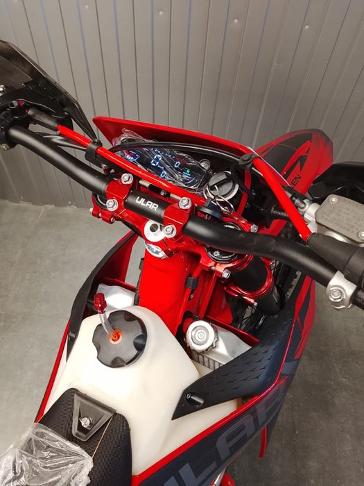 Продам мотоцикл ULAR YBS300