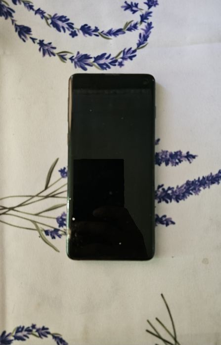 Продам телефоны samsung,