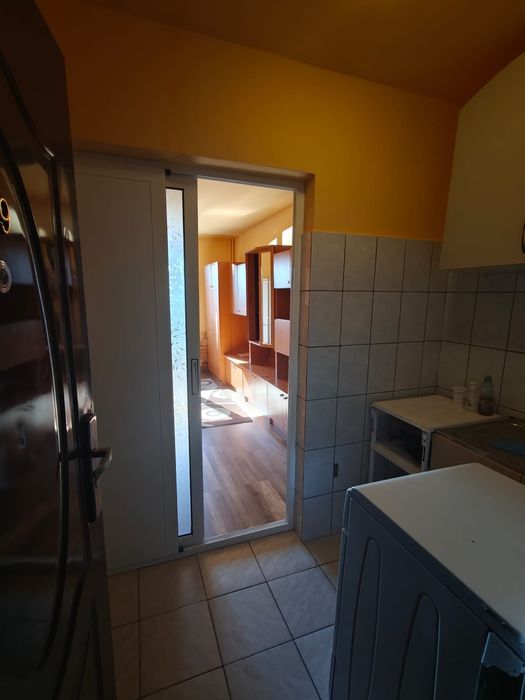 Vând camera de cămin Brașov