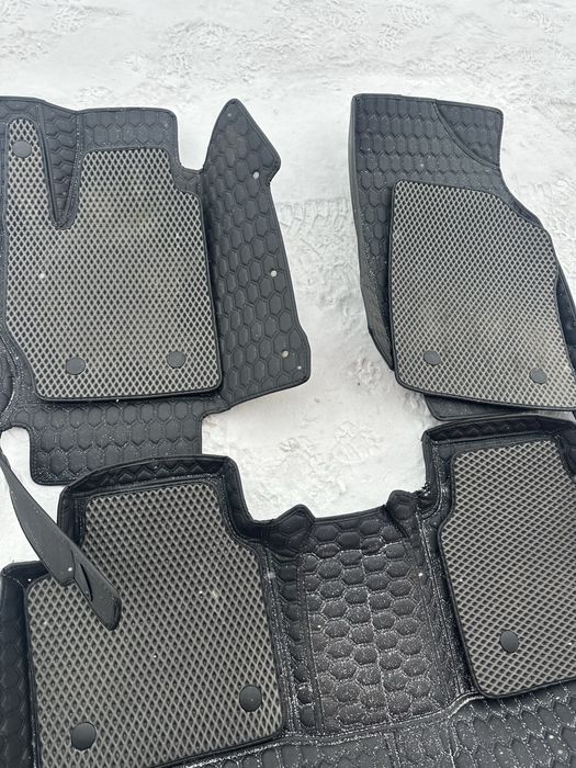 Продам полики на камри 50-55 в идеальном состоянии