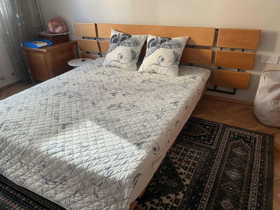 Масивна спалня с размер 160/200 см