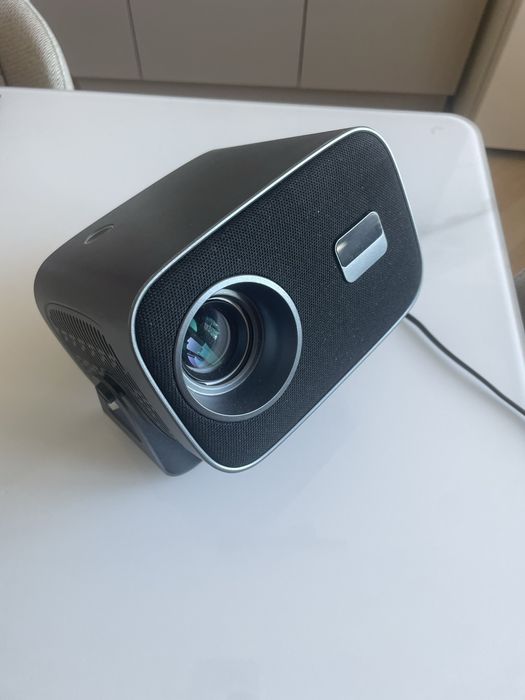 Смарт проектор продам