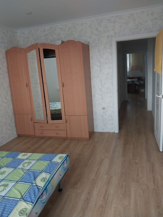 Продам квартиру 10мкр 21дом