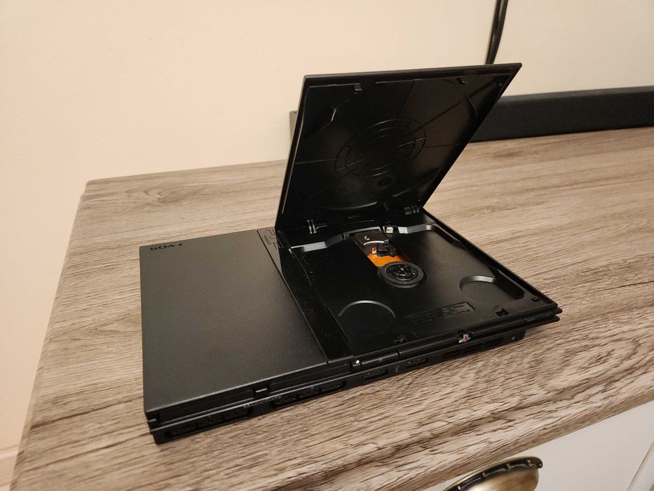 PlayStation 2 (PS2) Slim - Complet functional