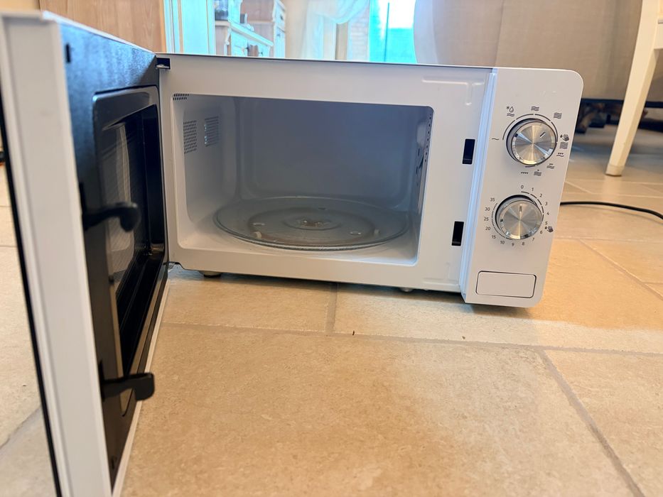 Cuptor microunde Gorenje