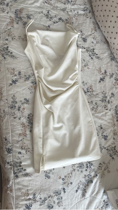 Белое мини платье на девичник