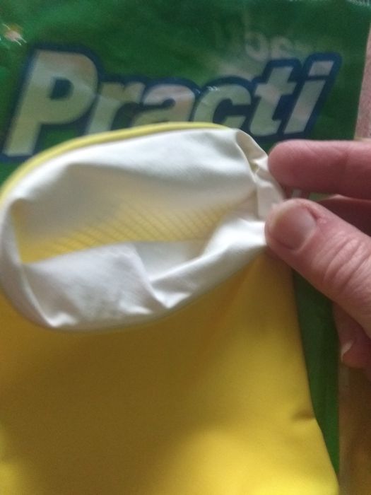 Продается ёршик для уборки и перчатки