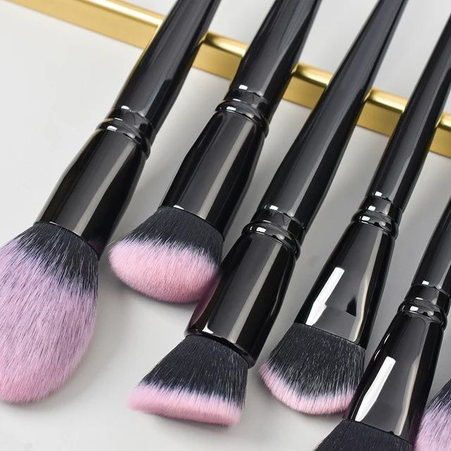 Set de 18 pensule profesionale de make-up