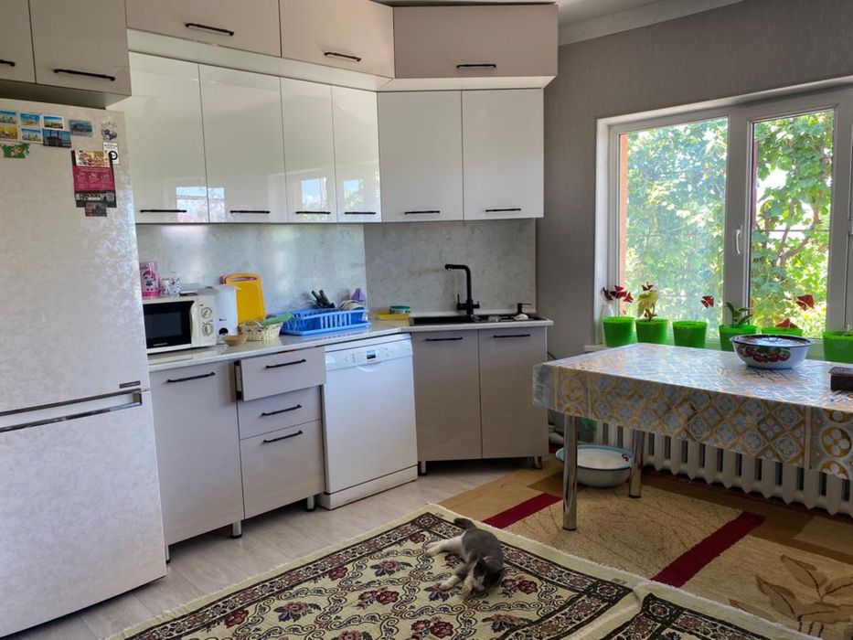 Жаңа улкен үй сатылады