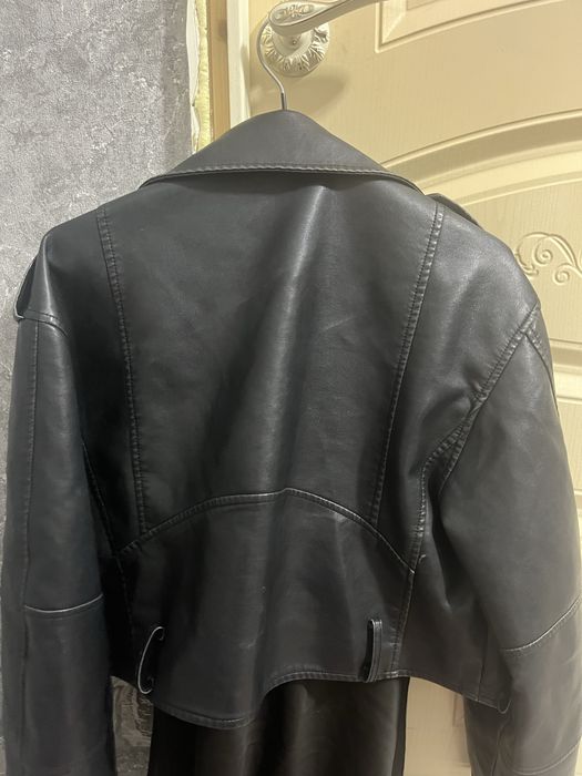 женская кожаная куртка