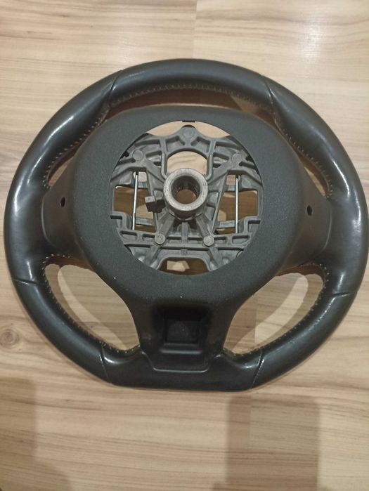 Волан за Пежо 308 T9