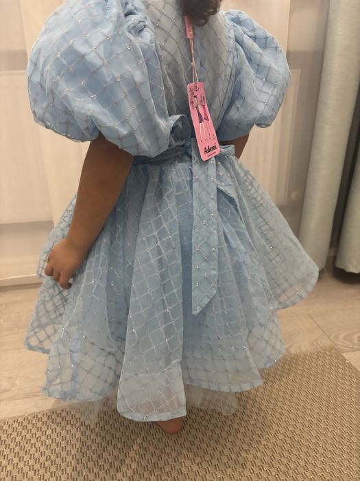 Бальное платье новое для девочек