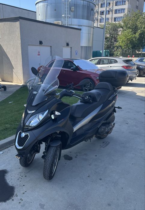 Scuter Piaggio Mp3 500ie se conduce cu B