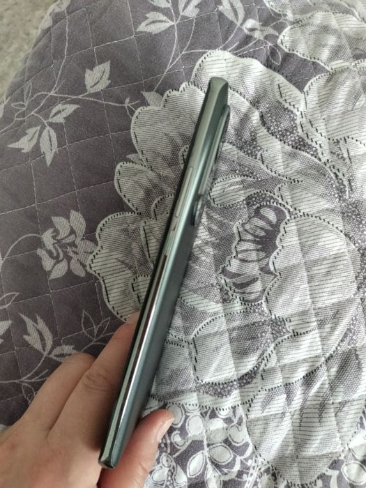 Продам телефон "oppo"  peno 10