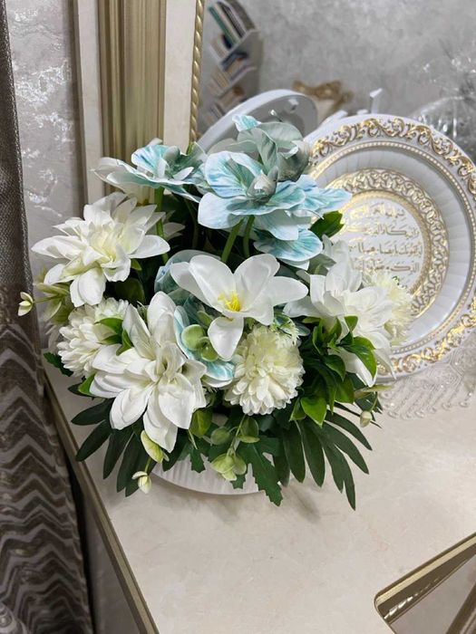 Цветы в горшке – декор для дома, офиса и подарка