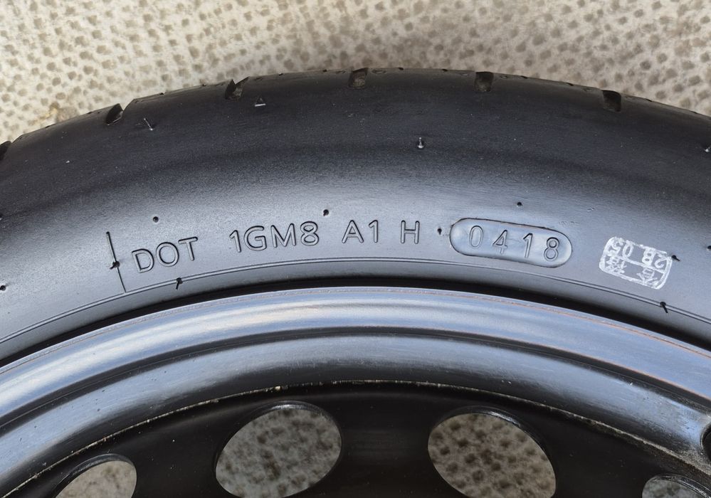 O rezervă slim Audi 125/70 R19 seria 4.00Bx19H2 ET29 - 5x112
