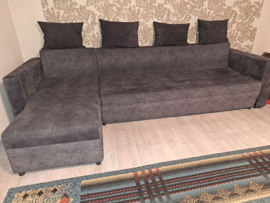Продам диван срочно