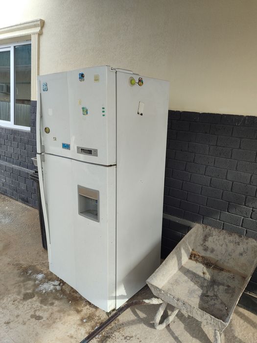 Холодильник фирмы Дайво