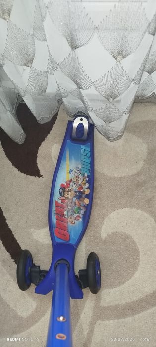 Продам трёхколесный  самокат