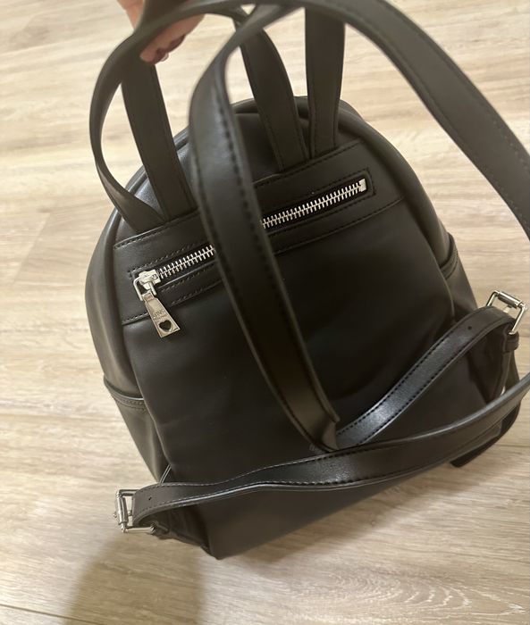 Кожена раница Love Moschino