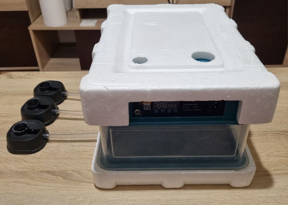 Incubator automat oua