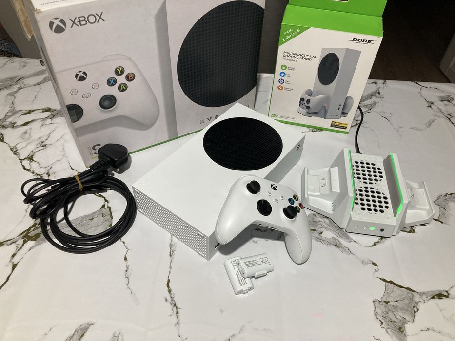Продам X Box series S 512G