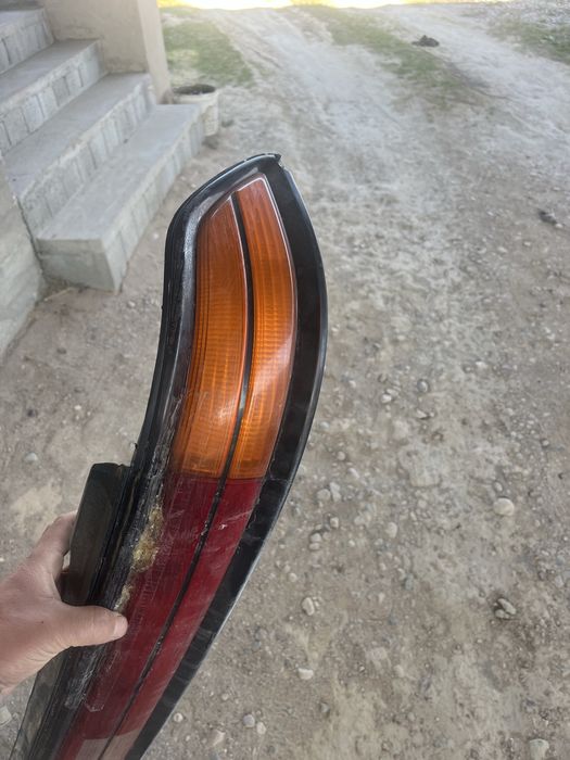 Заднии фонарь тойота марк2 90