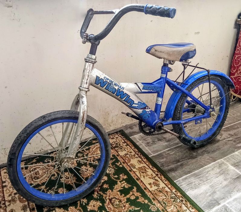 Детский самокат привезён из России