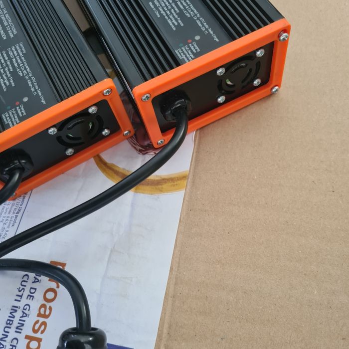 Incarcator li ion 60 v 4.5ah defect