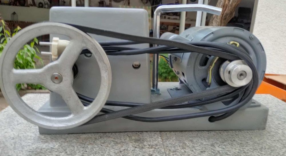 Вакуумна помпа Hitachi